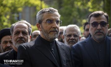 تشییع پیکر شهید حسین امیرعبداللهیان در وزارت خارجه 35