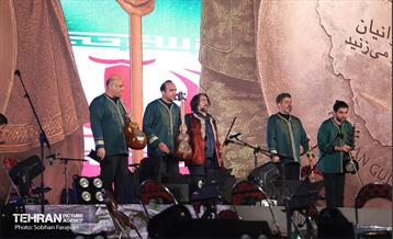 رویداد «شب ایران» در میدان انقلاب اسلامی 7