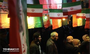 جشن نیمه‌شعبان در میدان ولی‌عصر (عج) 2 1