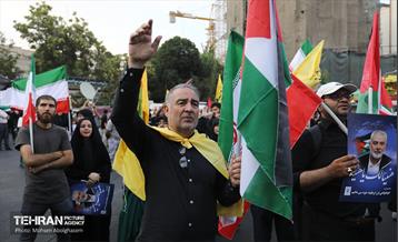 اجتماع مردم تهران در محکومیت جنایت رژیم صهیونیستی 17