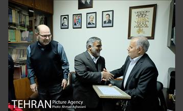 دیدار مشاور امور مجلس شهردار تهران با نمایندگان اقلیت های مذهبی به مناسبت آغاز سال نو میلادی 7