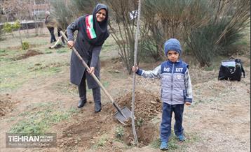کاشت نهال یادمان تشکل ها در بوستان سمن ها 8