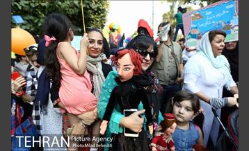 افتتاحیه شانزدهمین جشنواره نمایش عروسکی‎ 13