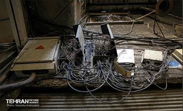 سیم های رها شده 2