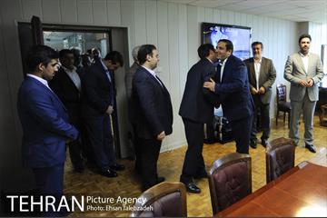 دیدار صمیمانه کارکنان شهرداری تهران با عیسی شریفی 2