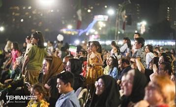 جشن «ایران عزیز» -2 11