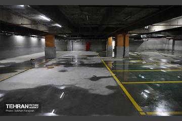 اینجا کارگاهه؛ پارکینگ مینابی 11