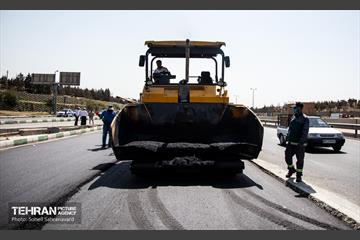 بازدید از آخرین وضعیت بهسازی روکش آسفالت آزادگان 10