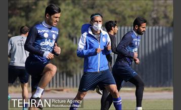 تمرین تیم فوتبال استقلال‎ 18