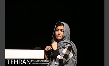 نمایش گور به گور‎ 11