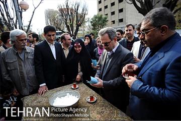 بازدید نماینده مجلس و استاندار تهران از نورزگاه بلوار کشاورز 12