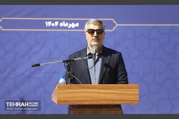 رونمایی از تندیس سرلشکر خلبان شهید بابایی 25