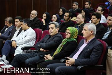 آیین کاشت درخت در بیمارستان شریعتی توسط شهردار تهران 5