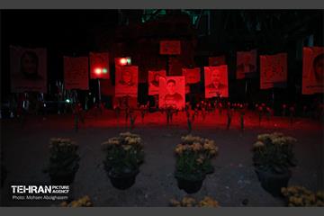 یادمان شهدا در محل تجاوز آمریکایی-صهیونیستی به ساختمان‌های مسکونی 37