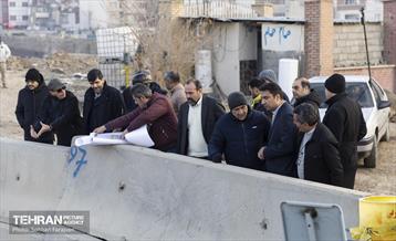 بازدید معاون مالی و اقتصاد شهری از پروژه‌های عمرانی 27