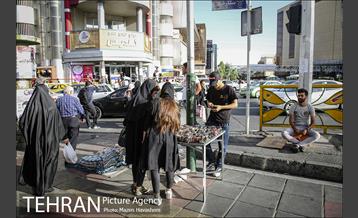 شهرنگار؛ حوالی میدان صادقیه 19