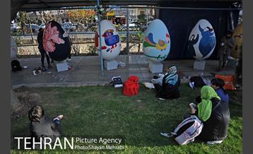 جشنواره تخم مرغ رنگی در بلوار کشاورز 24