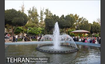 بعدازظهر تابستانی در میدان نبوت (هفت حوض) 21