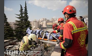 مانور عملیات آتش نشانی در شمال تهران 13