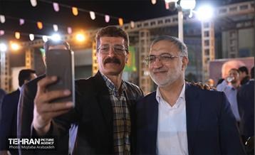 افطاری شهردار تهران با حضور خانواده شهدا 11