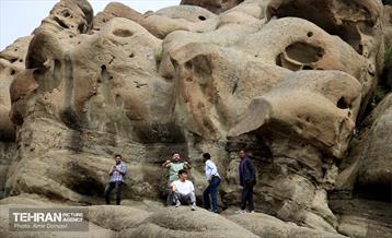 بازدید دانشجویان خارجی دانشگاه‌های پایتخت از جاذبه‌های گردشگری منطقه۲۲ 17