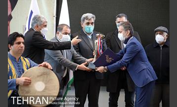 اختتامیه پنجمین دوره لیگ فوتبال حرف و مشاغل 17