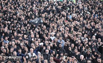 عزاداری شهادت امیرالمومنین (ع) در میدان امام حسین (ع) 25