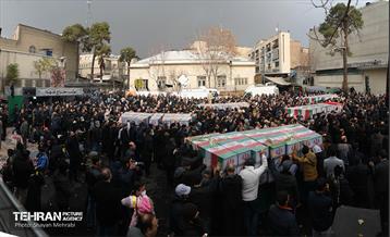 تشییع پیکر ۲۰۰ شهید گمنام دفاع مقدس در تهران 63