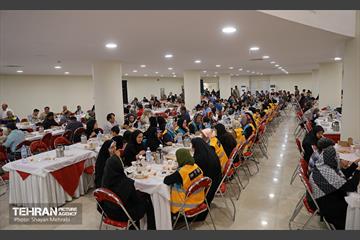 مراسم افطاری کارگران خدمات شهری منطقه ۱۱ 14