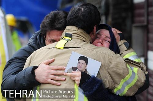 ششمین روز آواربرداری ساختمان پلاسکو -2 41