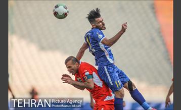 دیدار تیم‌های فوتبال پرسپولیس - استقلال خوزستان 2