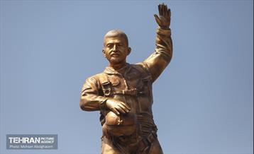 رونمایی از تندیس سرلشکر خلبان شهید بابایی 7