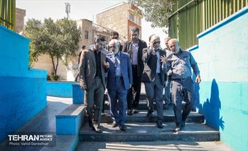 بازدید پرویز سروری از منطقه 17