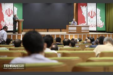 نشست ادوار بسیج دانشجویی 10