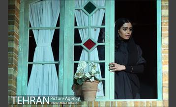 نمایش نام تمام مادران...‎ 6