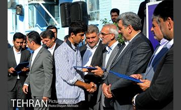 طرح اعطای دوچرخه شهری توسط شهردار تهران به دانش آموزان 10