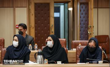 جلسه هم اندیشی مدیران روابط عمومی شهرداری تهران با رئیس مرکز ارتباطات و امور بین الملل شهرداری تهران 11