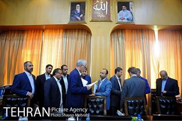 حضور شهردار تهران در کمیسیون عمران مجلس شورای اسلامی 39