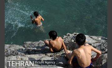 تابستان گرم  در چشمه علی 8