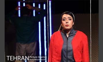 نمایش قاطیغوریاس‎ 12