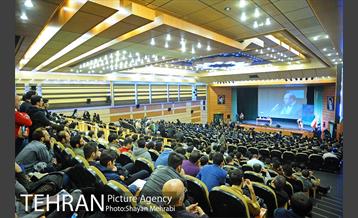 حضور شهردار تهران در دانشگاه شهید بهشتی در روز دانشجو 20