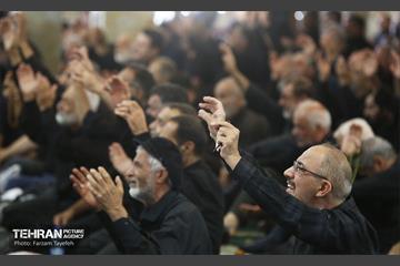 نماز جمعه عاشورایی در منطقه ۵ 15