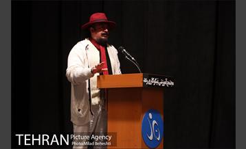 اکران خیریه انیمیشن مبارک در بازارچه رعد‎ 21