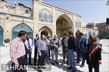 تهران گردی احمد مسجد جامعی به مناسبت روز مشروطه 27