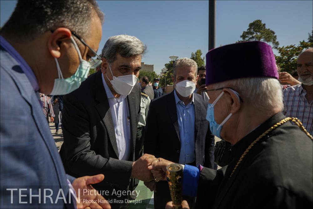 آیین بهره برداری از پروژه های مدیریت شهری منطقه 14 و بهسازی میدانگاه و مجموعه آرامستان های دولاب 26