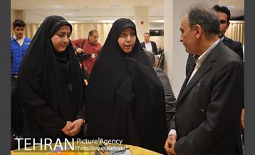 تجلیل از خانواده شهدای آتش‌نشان حادثه پلاسکو با حضور شهردار تهران 17