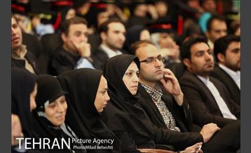 نخستین جشن فارغ التحصیلی ادوار دانشکده خبر 17