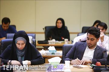 نشست هم اندیشی و صمیمانه رئیس سازمان پیشگیری و مدیریت بحران تهران با اصحاب رسانه 7