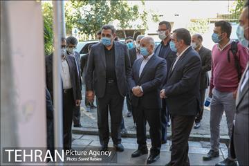 بازدید شهردار تهران از همراه سرای مرکز طبی کودک 8