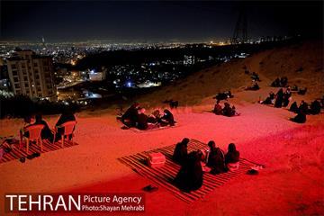 عزاداری شب عاشورای حسینی در کهف الشهدا  14
